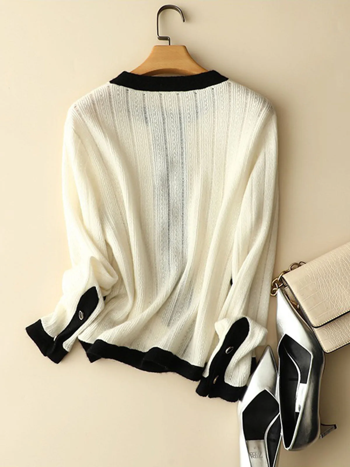 Black and White Cashmere Autumn/ Winter Cardigan: Round Neck 100% Pure Cashmere Cardigan with Color Block Design