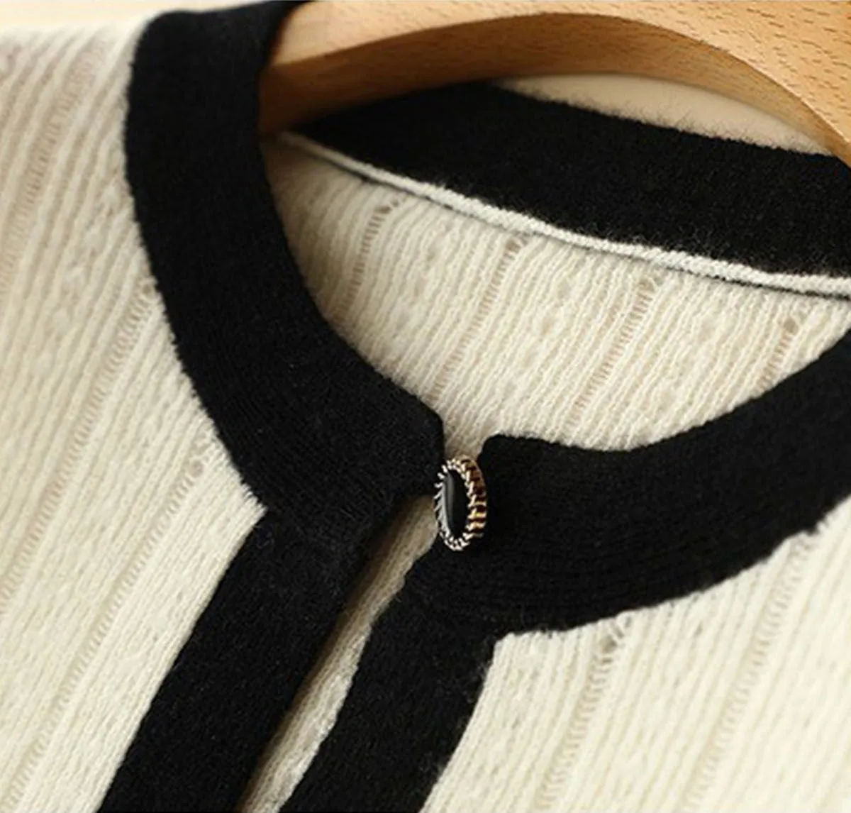 Black and White Cashmere Autumn/ Winter Cardigan: Round Neck 100% Pure Cashmere Cardigan with Color Block Design