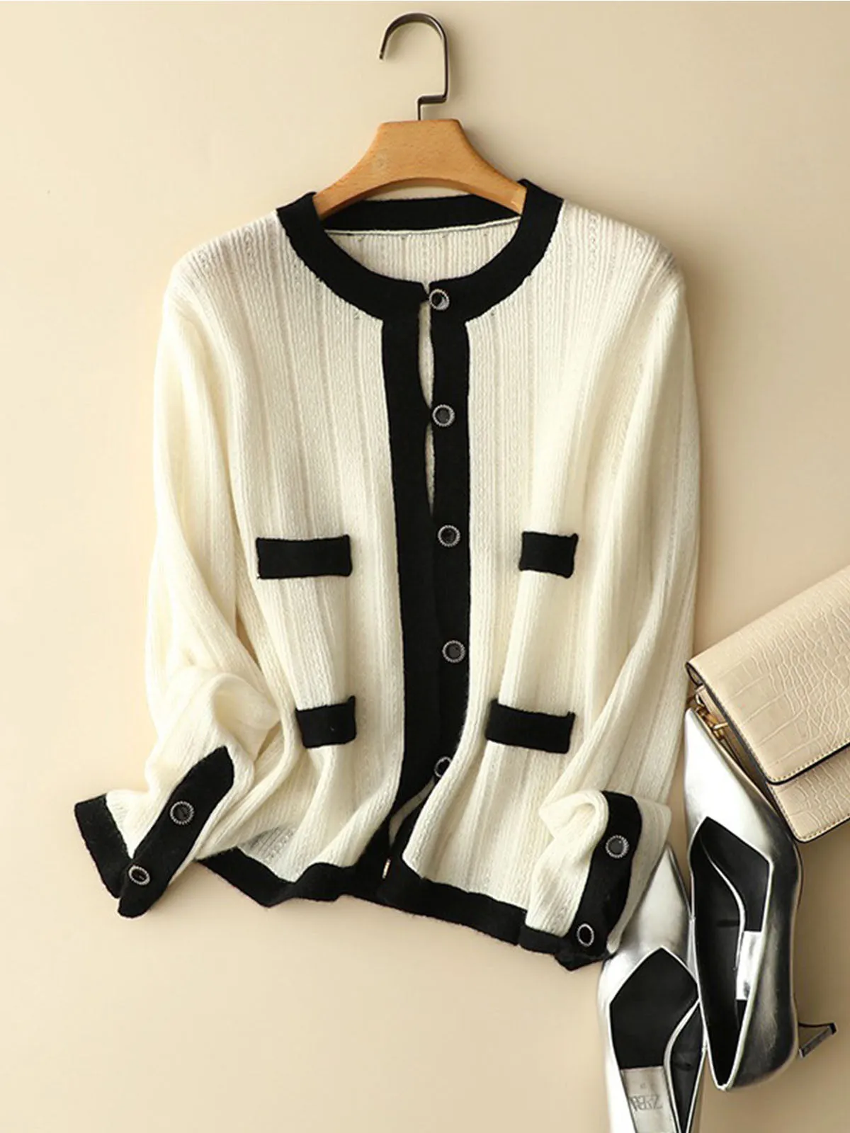 Black and White Cashmere Autumn/ Winter Cardigan: Round Neck 100% Pure Cashmere Cardigan with Color Block Design