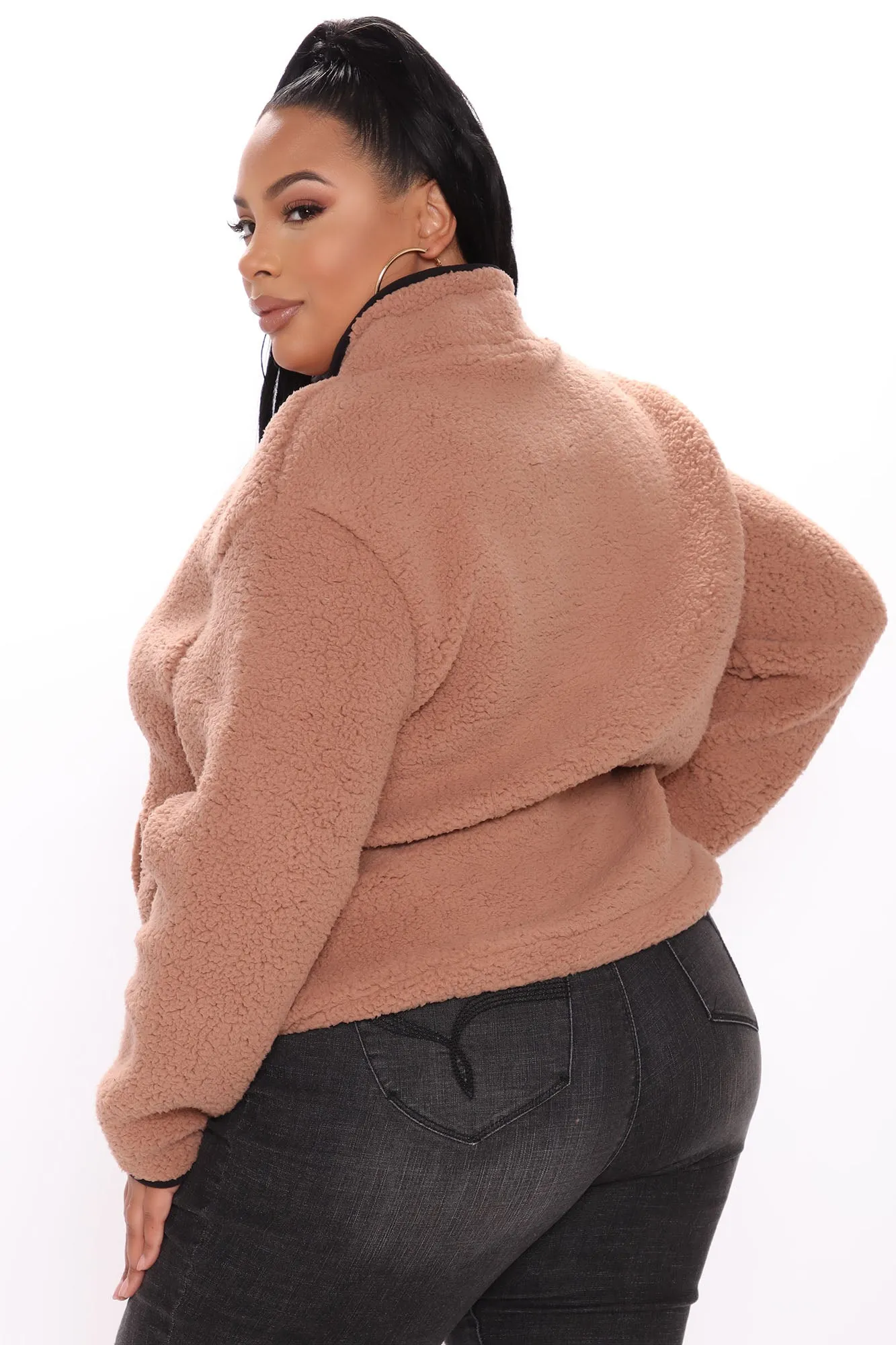 Cozy Feels Sherpa Pullover - Mocha