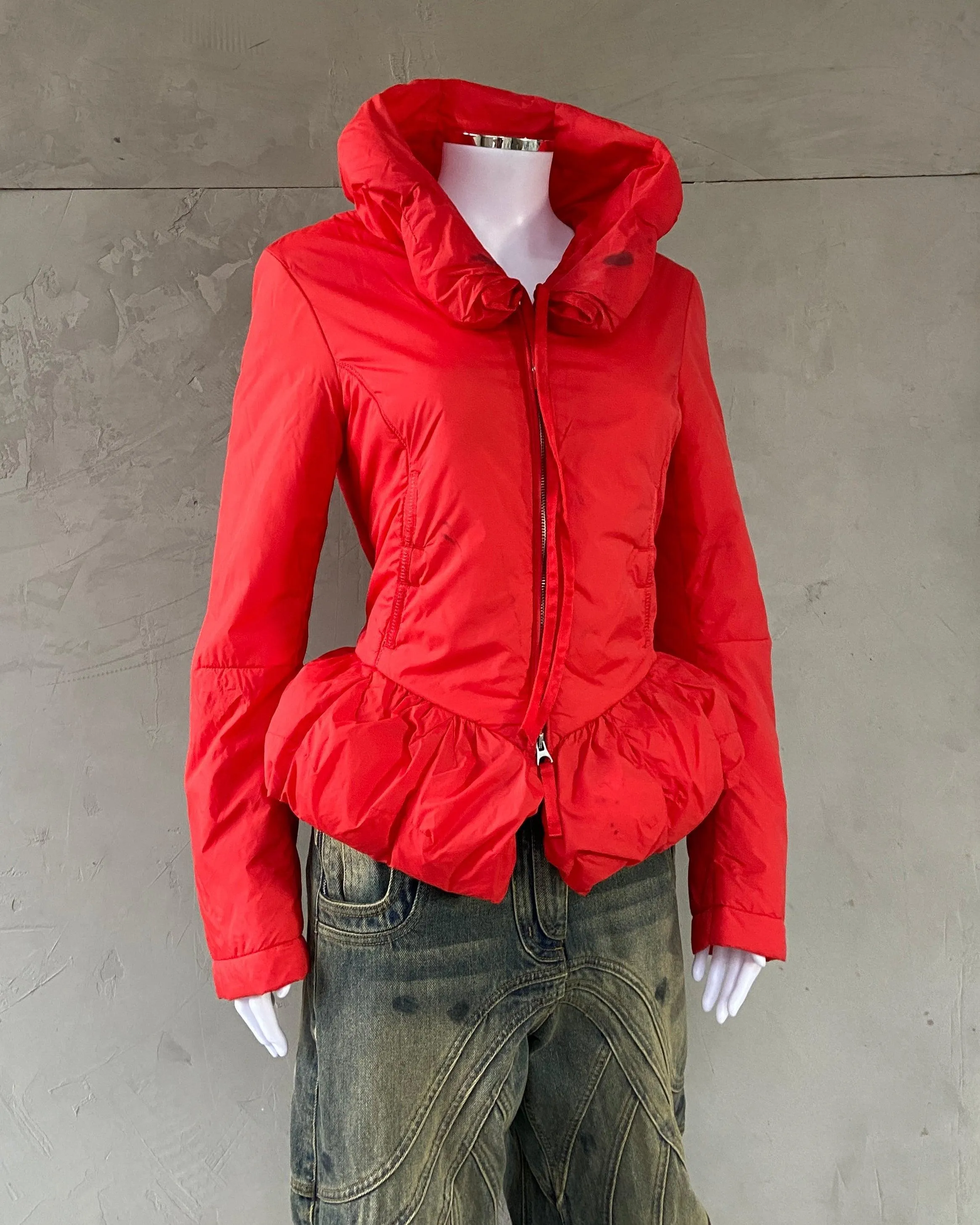 MARITHE FRANCOIS GIRBAUD MFG RED PUFFER JACKET - M